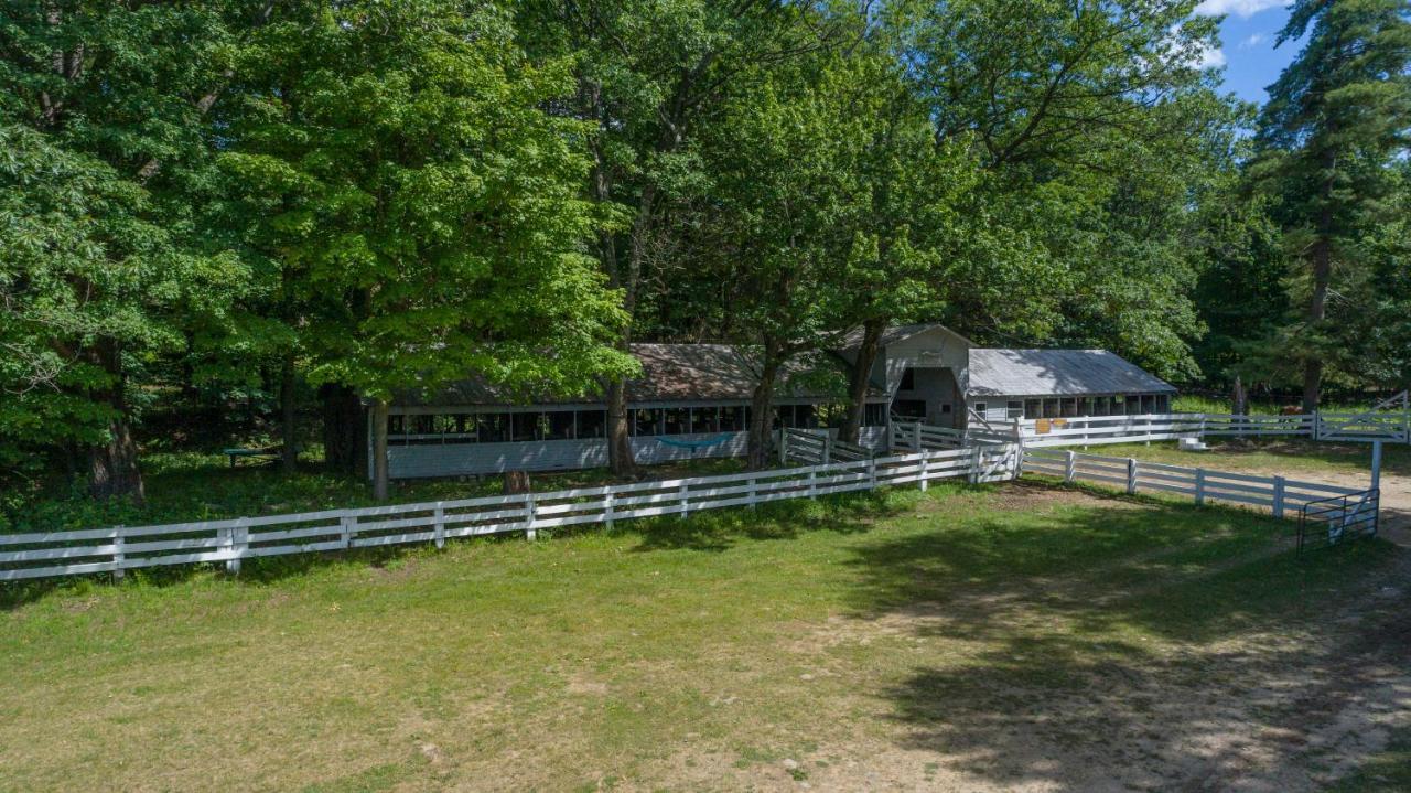 Roaring Brook Ranch Resort Lake George Exterior foto
