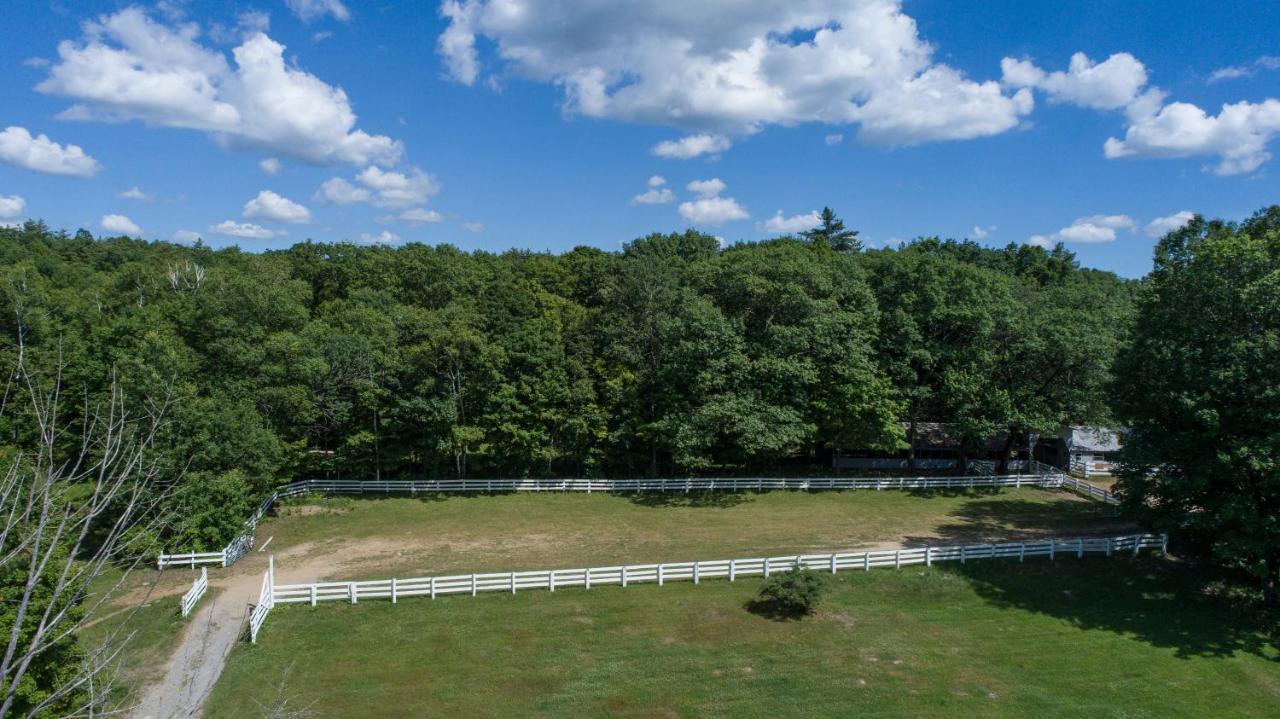 Roaring Brook Ranch Resort Lake George Exterior foto